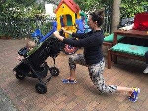 stroller_lunges