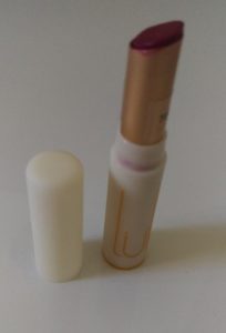 chapped-lips-luk-lipstick