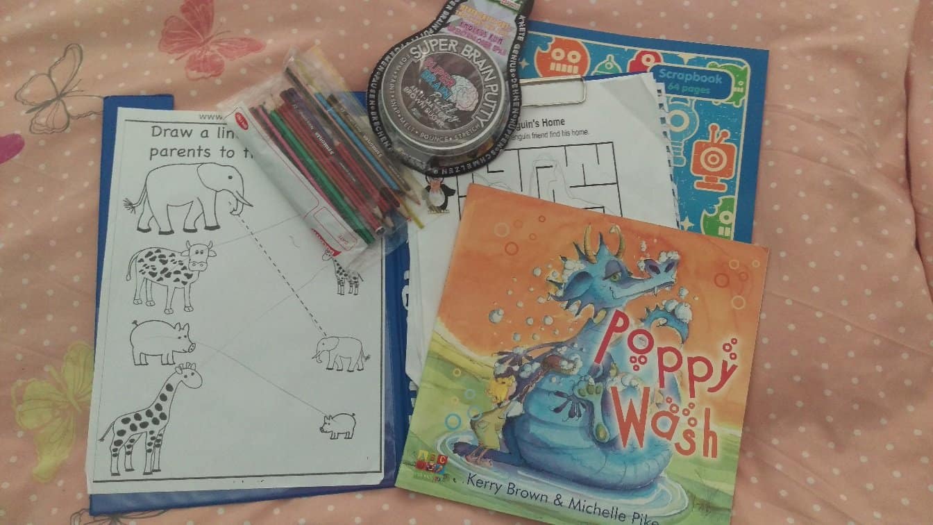kids-travel-activity-kits