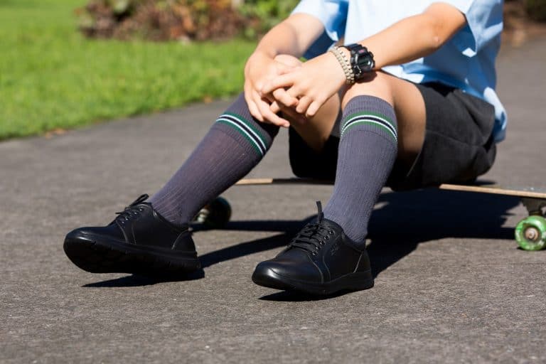 buying-school-shoes-tips