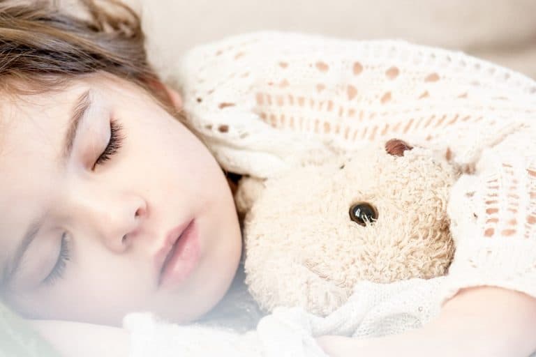 sleep-tips-sleep-trainer-clock