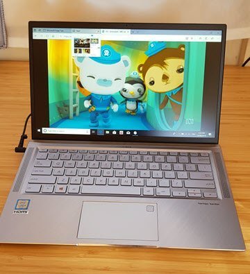 Asus Zenbook 14 Streaming HD video