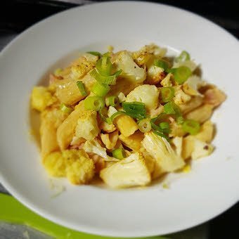 Hello Fresh Creamy Cauliflower and Bacon Penne with Garden Salad