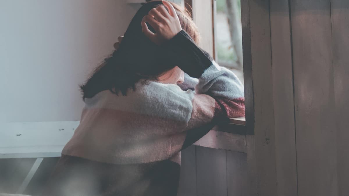 What Causes Morning Sickness at Night? (And What Can You Do About It?)