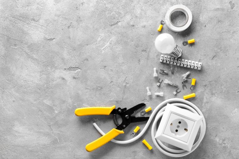 Domestic Electrics – What to do When Your Power Goes Off at Home