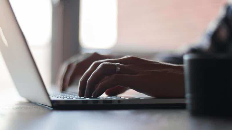 Search for competitive prising for agents to sell your run-down home