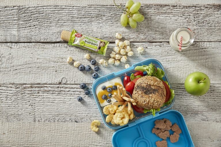 Feeding Your Kids for a Happy, Healthy Holiday