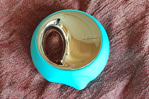 Lelo Ora 3 Clit Massager