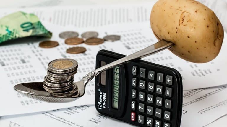 Ways for Stay at Home Mums to Earn Extra Money