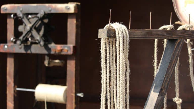 Rope craft with kids
