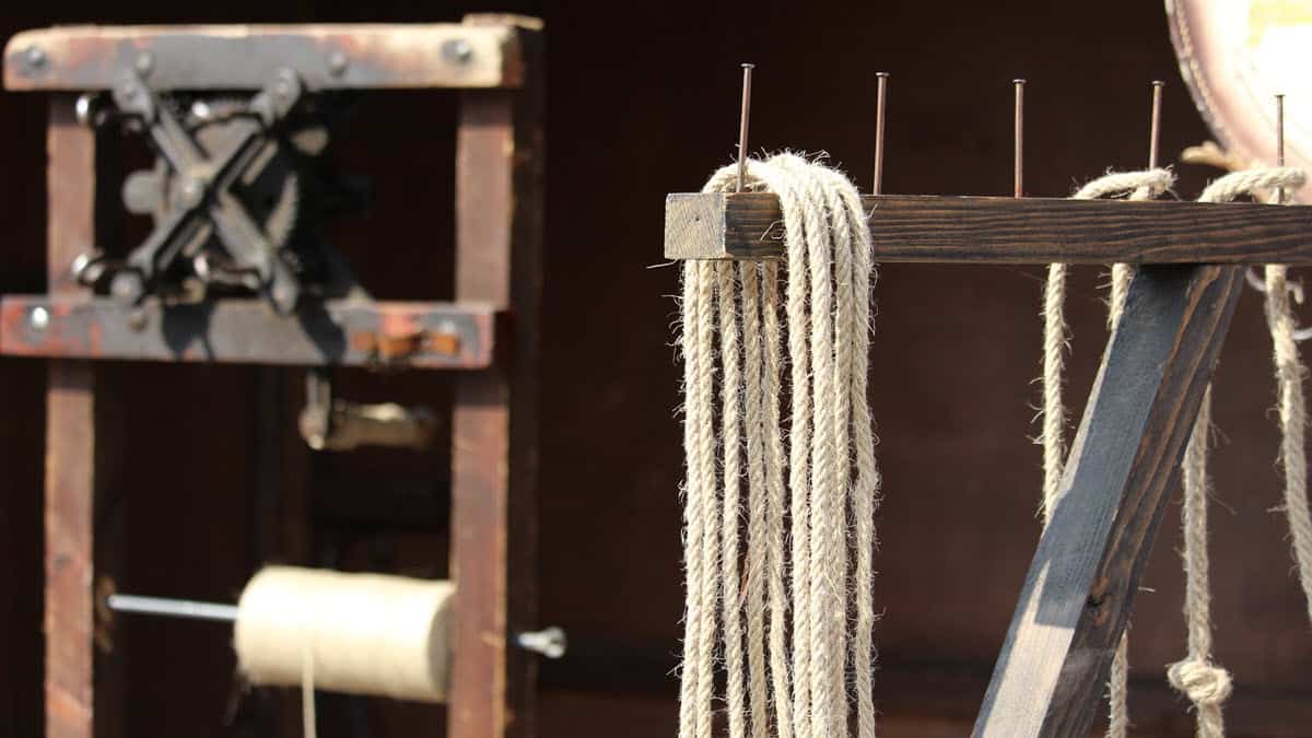 Rope craft with kids