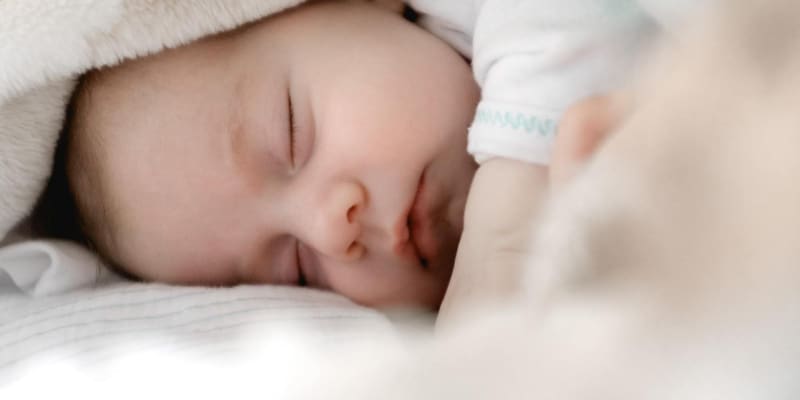 baby sleeping - tips on bringing baby on travels