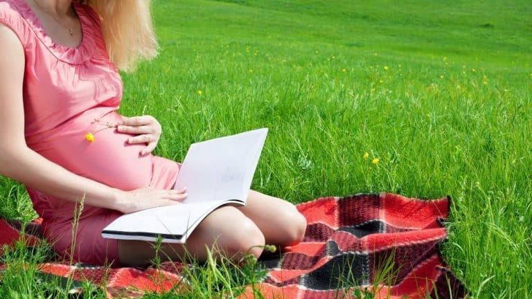 Best Pregnancy Books for Australian Mums-to-Be