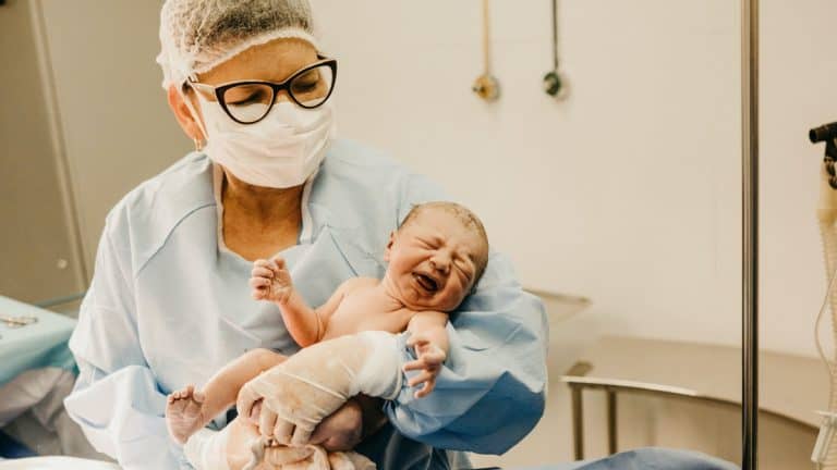 How to Choose a Good Doctor for Your Child