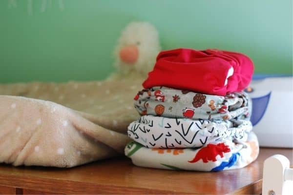 Cloth nappies with pattern and color