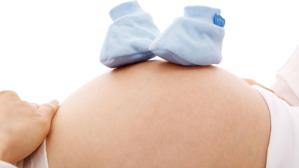 Pregnancy Pillow and Other Ways to Reduce Back Pain