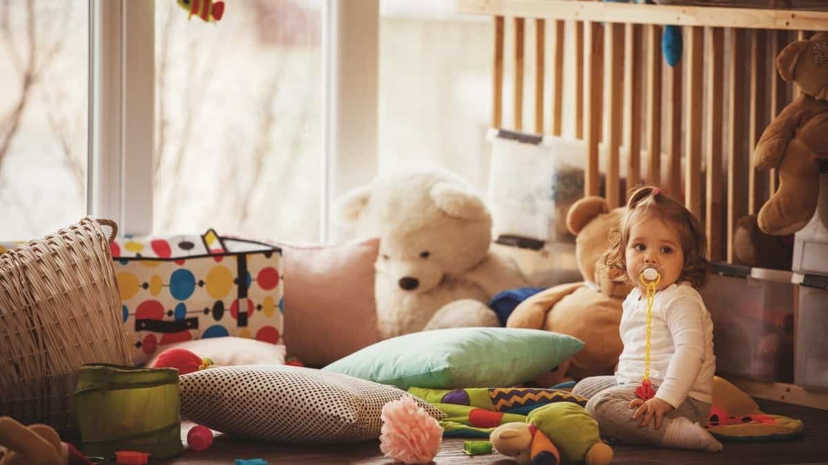 6 Useful Tips On How To Safely Store Your Baby's Things