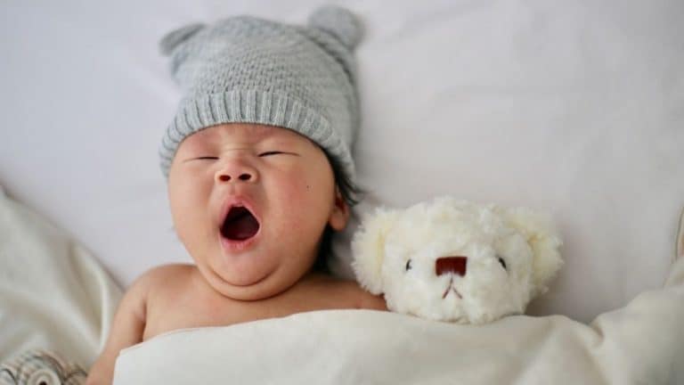 How To Properly Put Your Baby To Sleep