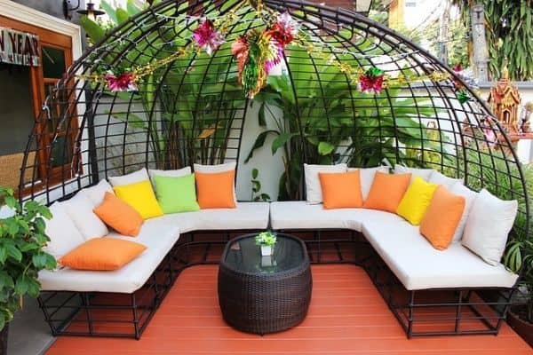 seating area outdoor living space(1)