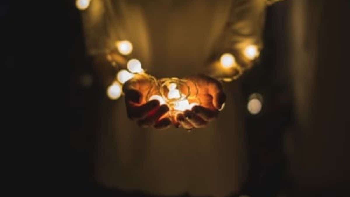 What Is A Light Therapy And How It Benefits Your Health Useful Tips