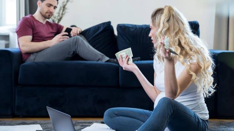 5 Ways for Soon-to-be Mums to Improve Their Finances