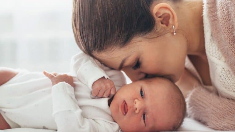 7 Thoughtful Gifts For A Mum Who Just Gave Birth