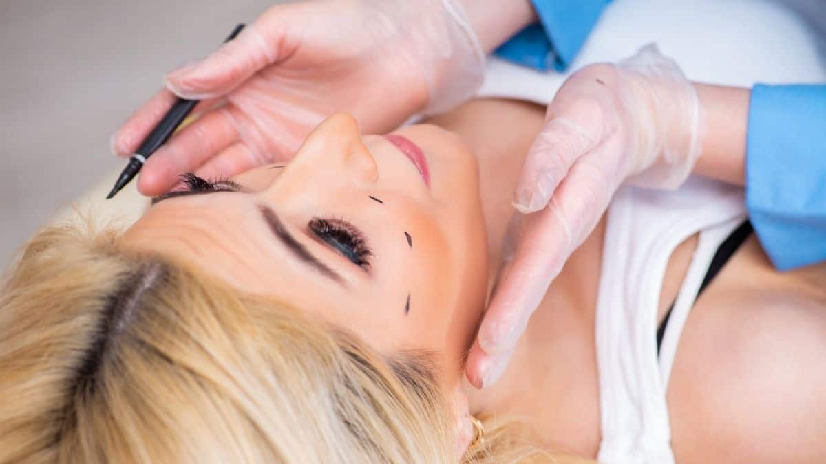 What Is The Difference Between Cosmetic And Plastic Surgery Find Out Here