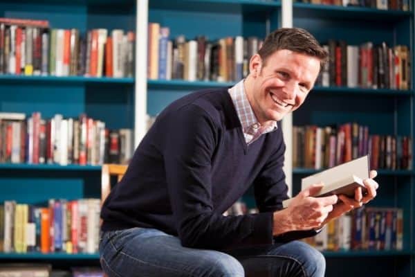 dad loves books