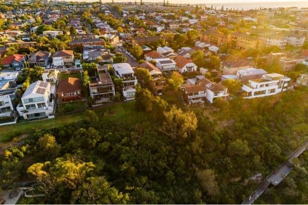 Sydney investment market risks