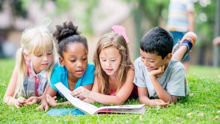 ways to encourage kids to read