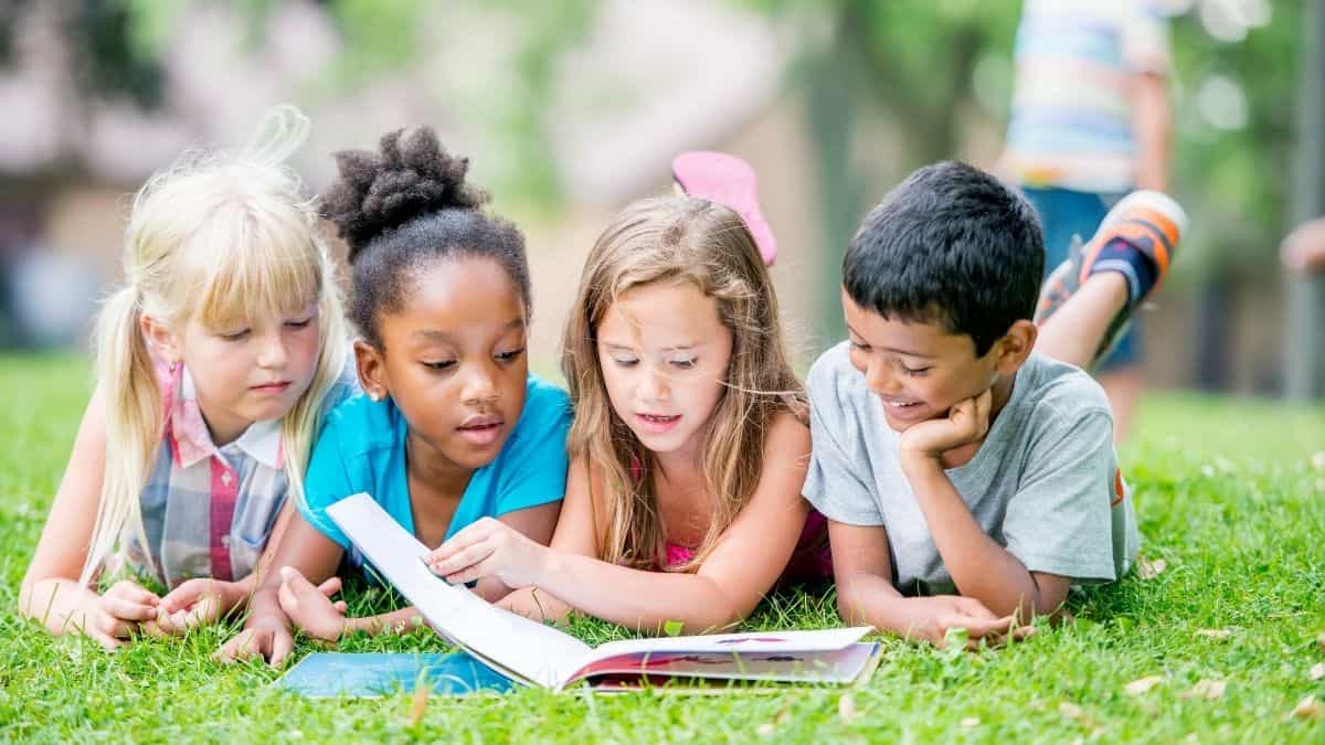 ways to encourage kids to read