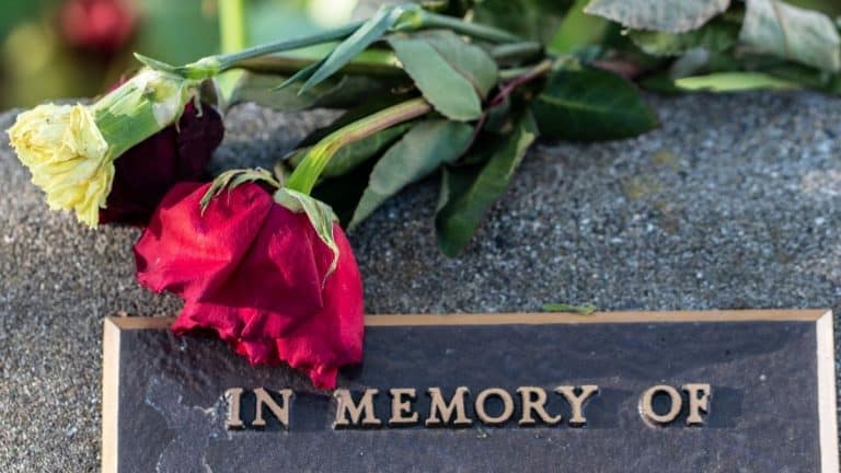 How To Design A Loved One's Memorial