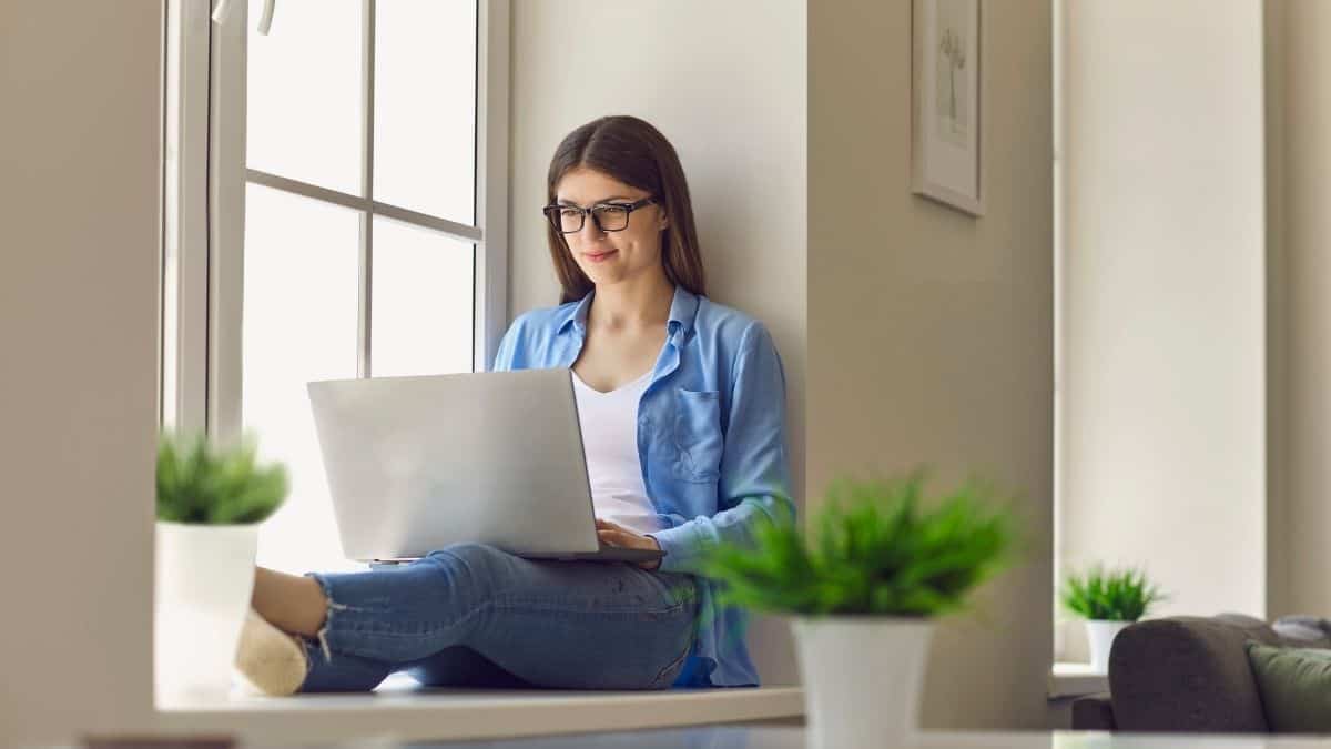 Social Media Guide For Stay At Home Moms To Strengthen Business Presence Online