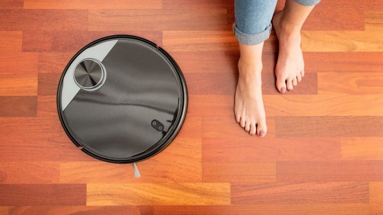 5 Reasons Why You Need A Robot Vacuum