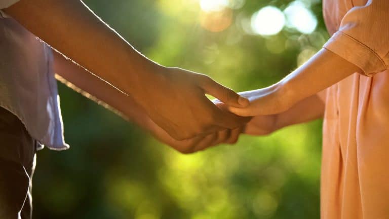 10 Ways To Show Your Love In Sydney