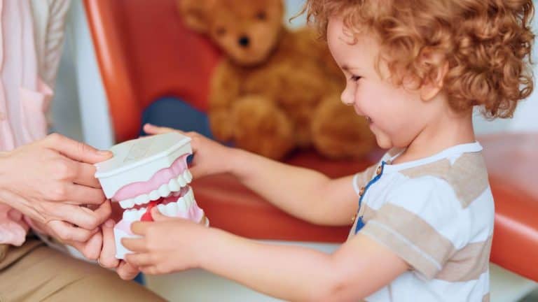 5 Easy Ways To Support Your Familys Dental Health
