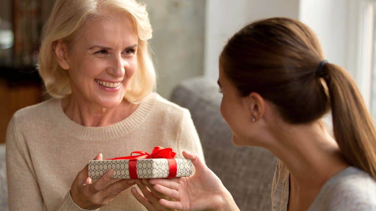 Top Wellness Gift Ideas For Mums Who Deserve A Little Pampering